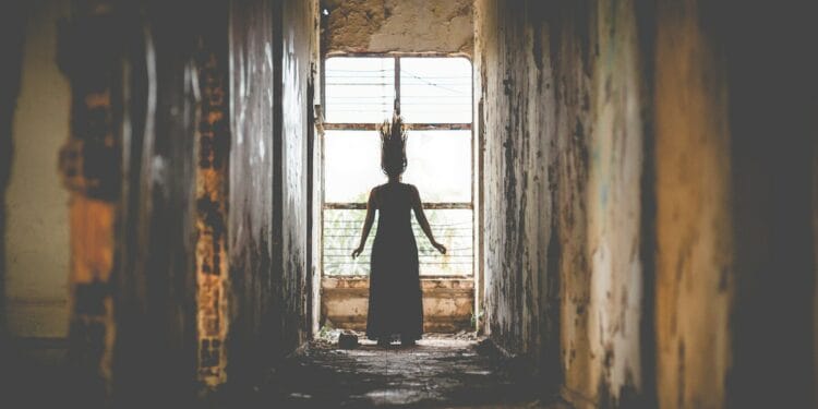 Najlepsze horrory : 5 najbardziej przerażających filmów Najlepsze horrory 2022