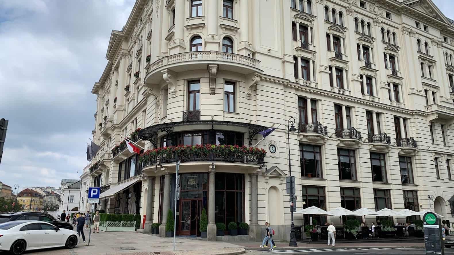 Najlepsze hotele w Polsce: 10 wyjątkowych miejsc 10- Hotel Bristol – klasyka warszawskiego luksusu
