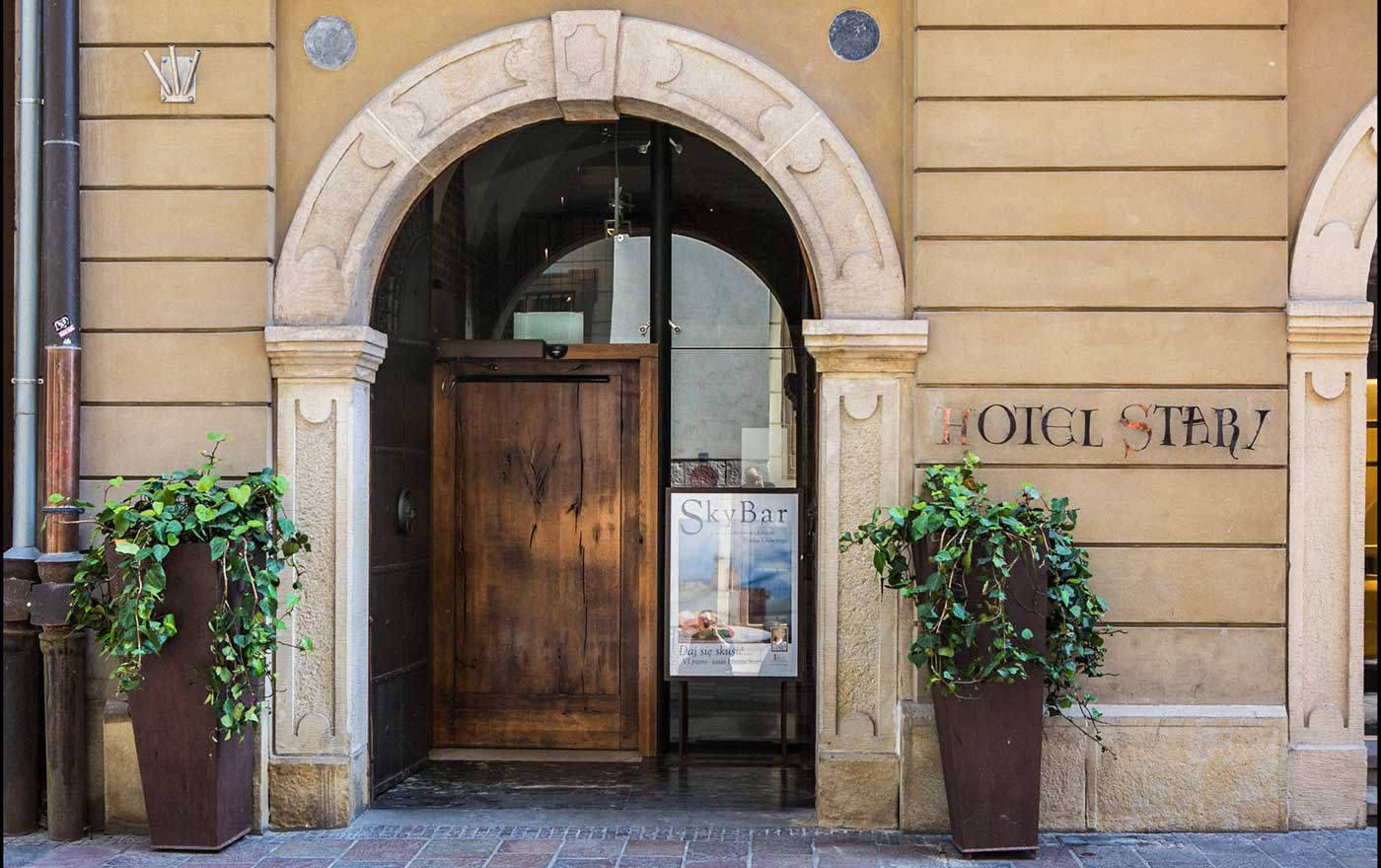 Najlepsze hotele w Polsce: 10 wyjątkowych miejsc 4- Hotel Stary w Krakowie – elegancja i historia