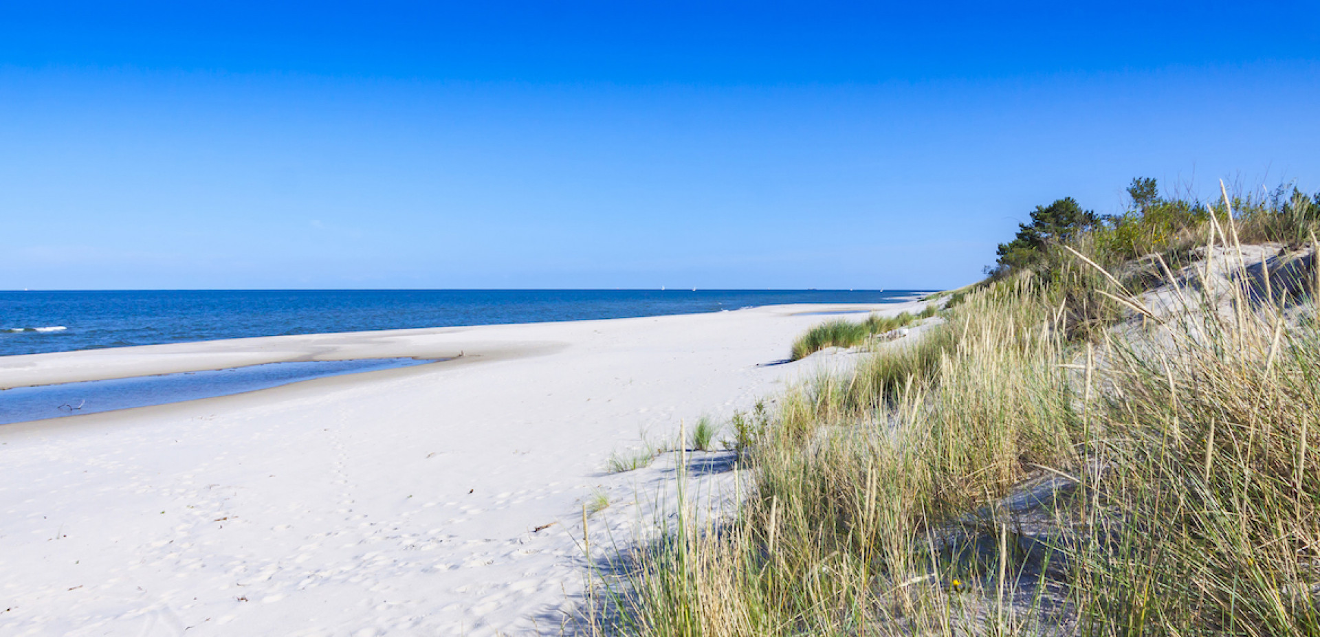 12 Najpiękniejsze Plaże w Polsce: Nieznane Zatoki i Dzikie Wybrzeża Jastarnia