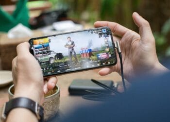 Najpopularniejsze gry na telefon. Mobilne perełki dla każdego. Sprawdź ranking  gry na telefon