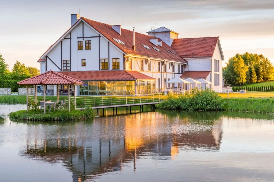 Hotel Narie Resort & SPA – Luksus nad jeziorem