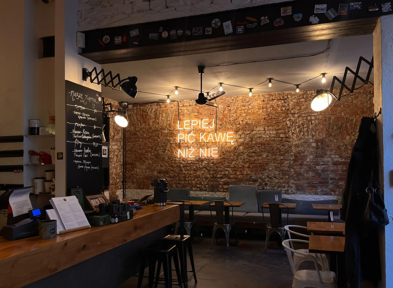 15 Najlepszych Kawiarni w Krakowie na 2026 rok Wesoła Cafe – dobra kawiarnia Kraków rynek